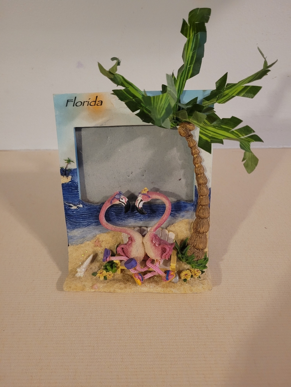 Vintage Florida Tropical Flamingo Picture Frame Souvenir Beach Palm Tree Decor